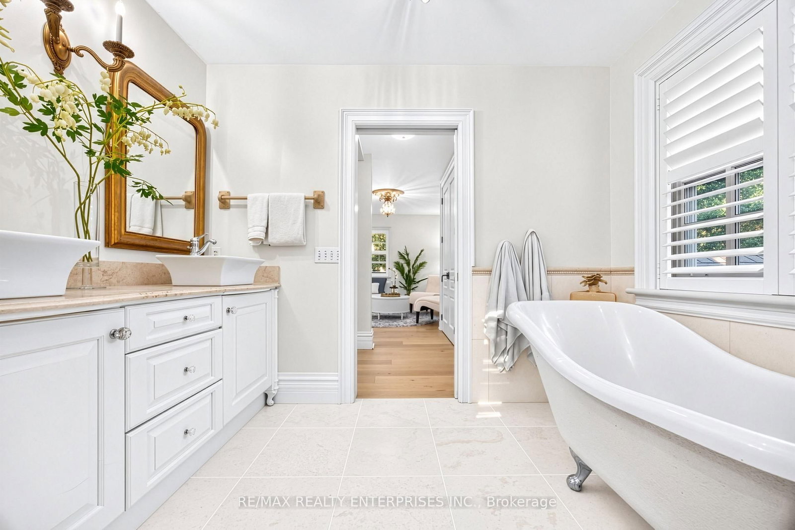 317 Gloucester Ave, Oakville, view 39