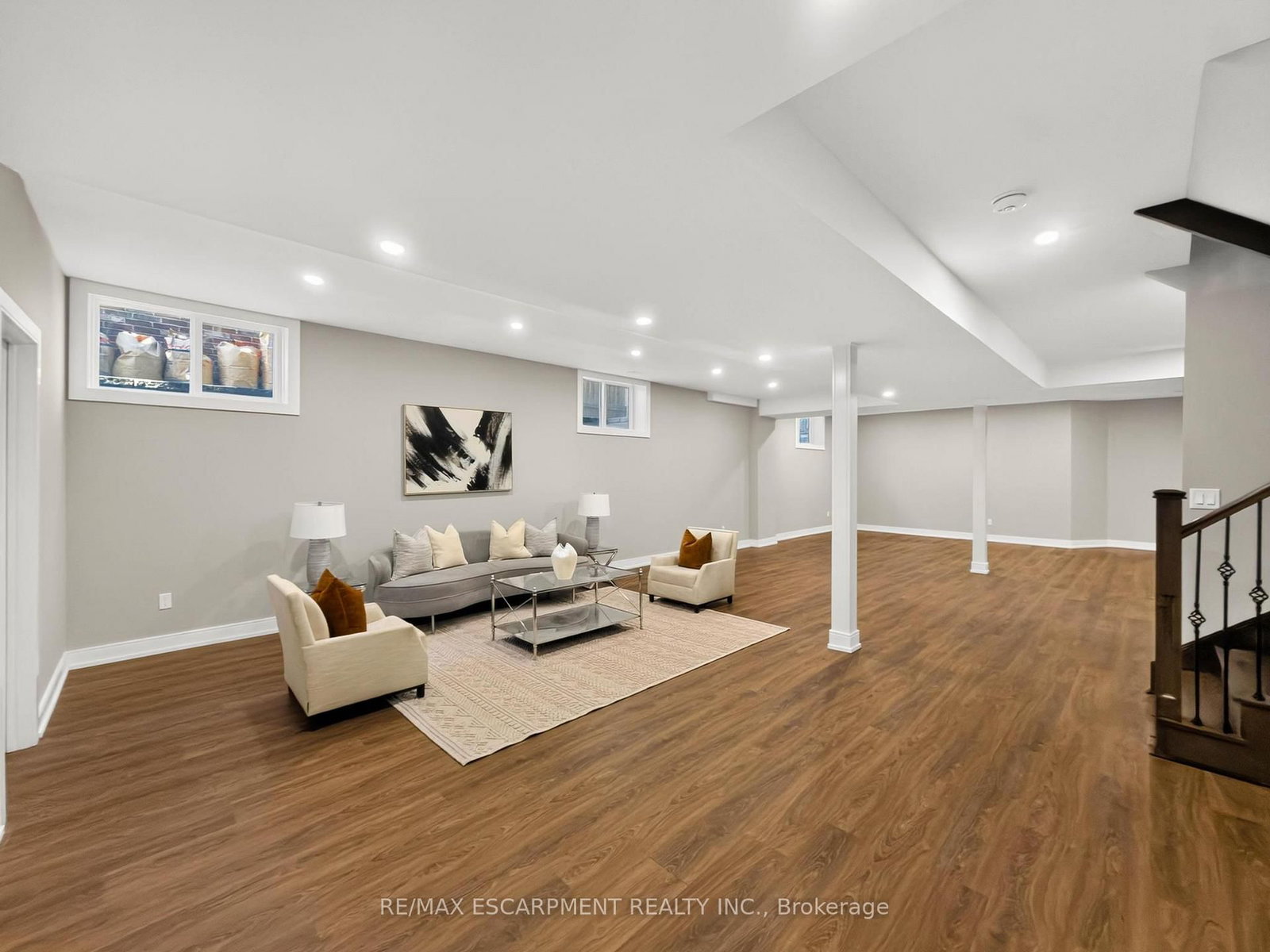 389 Belvenia Road • Burlington, ON photo 34