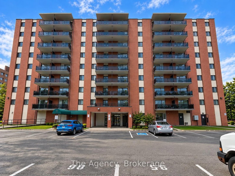 45 Paisley Blvd W photo 2