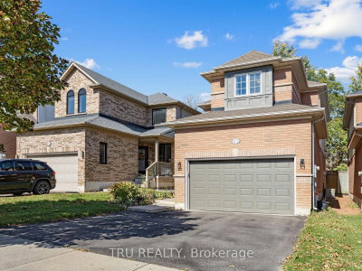 63 Russell Street • Halton Hills, ON photo 2