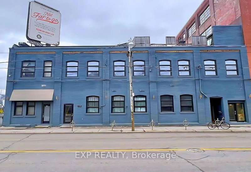 2480 Dundas St W photo 1