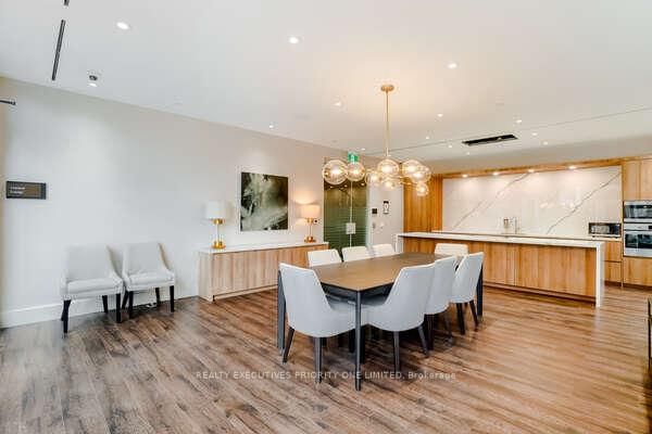 601-21 Park St, Mississauga, view 10