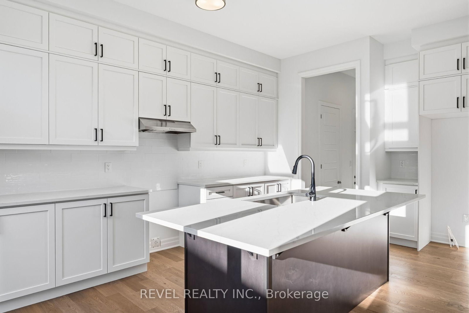 1154 Maverick Way • Oakville, ON photo 20
