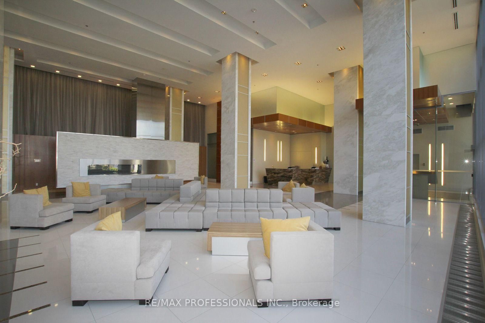 16 Brookers Lane • #3701 • Toronto, ON photo 43
