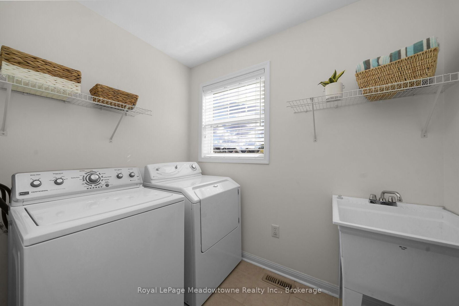 802 Stark Circle • Milton, ON photo 19