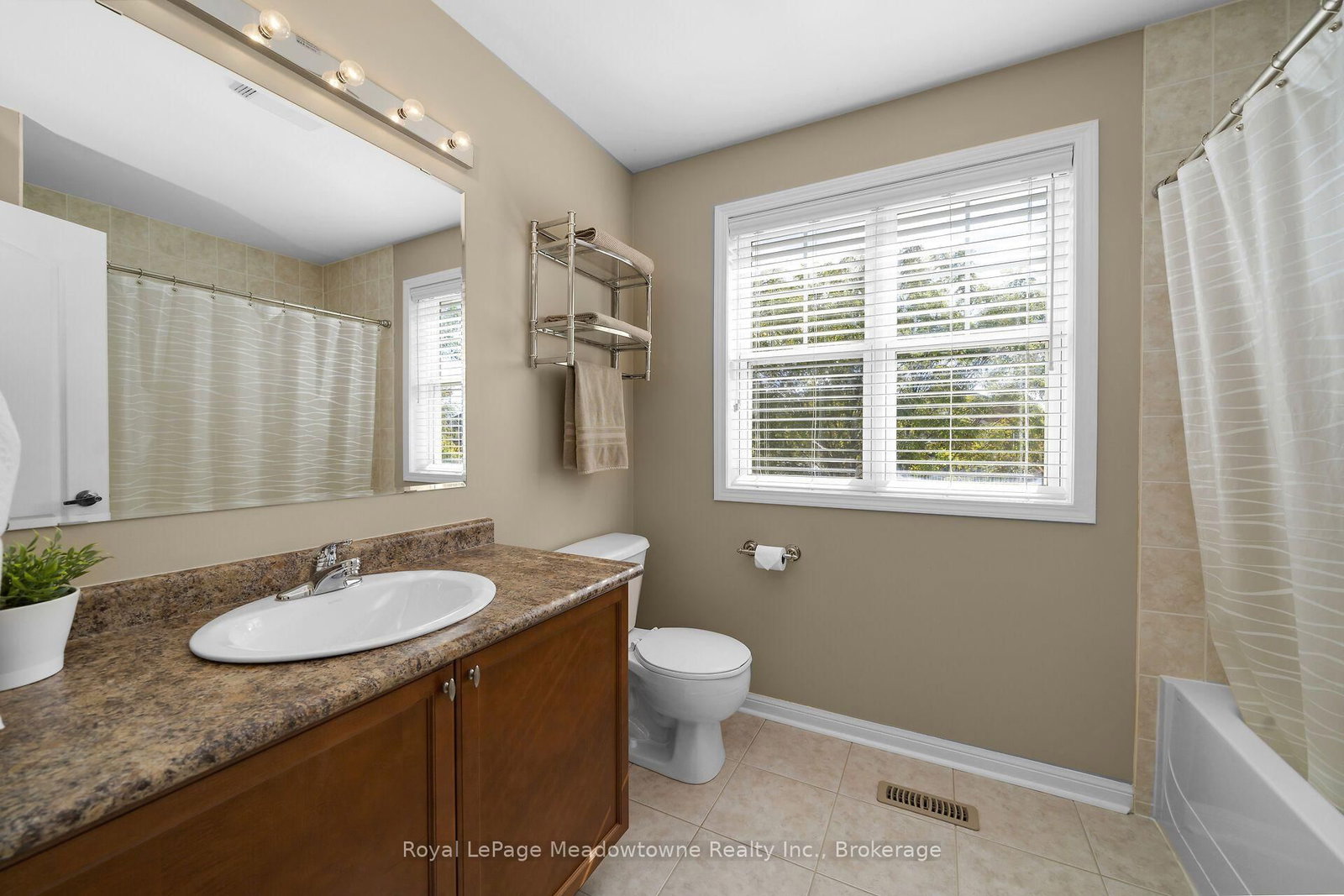 802 Stark Circle • Milton, ON photo 18