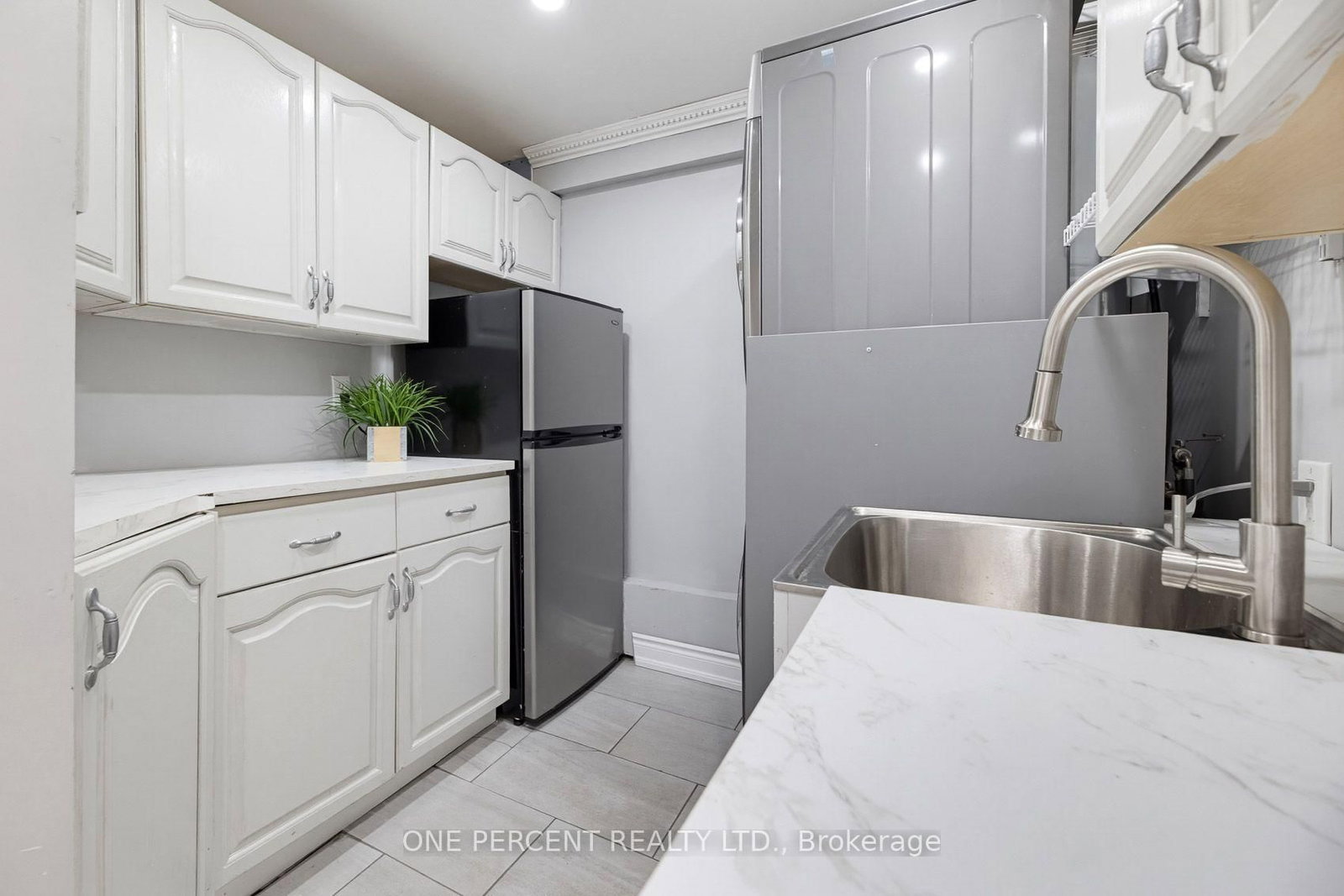 51 Courtleigh Square • Brampton, ON photo 31