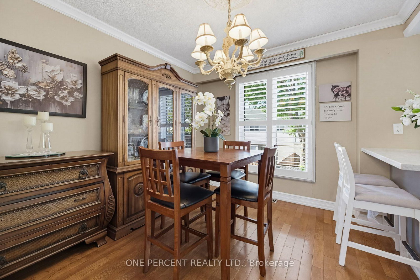 51 Courtleigh Square • Brampton, ON photo 12
