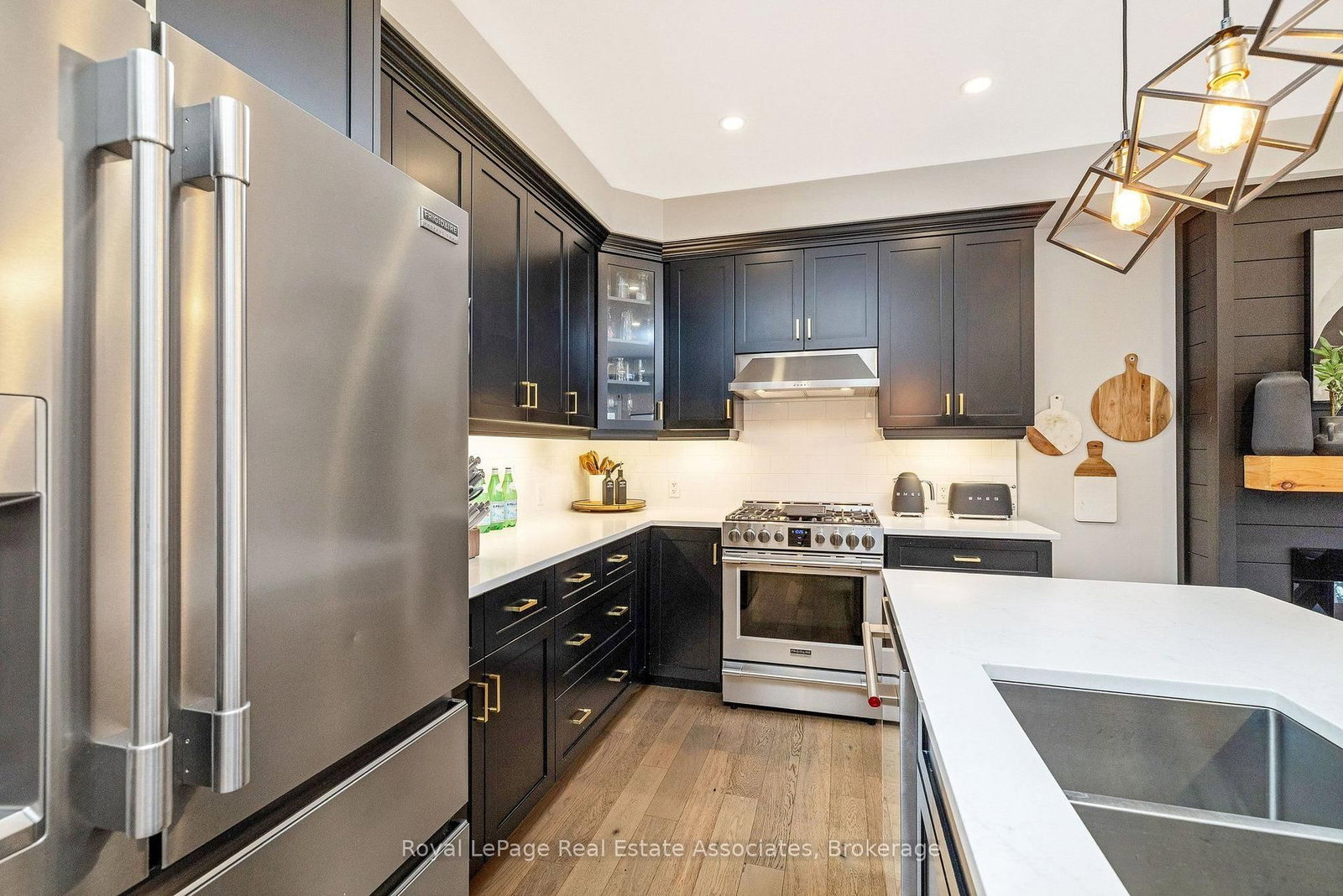 19 Braida Lane • #10 • Halton Hills, ON photo 11