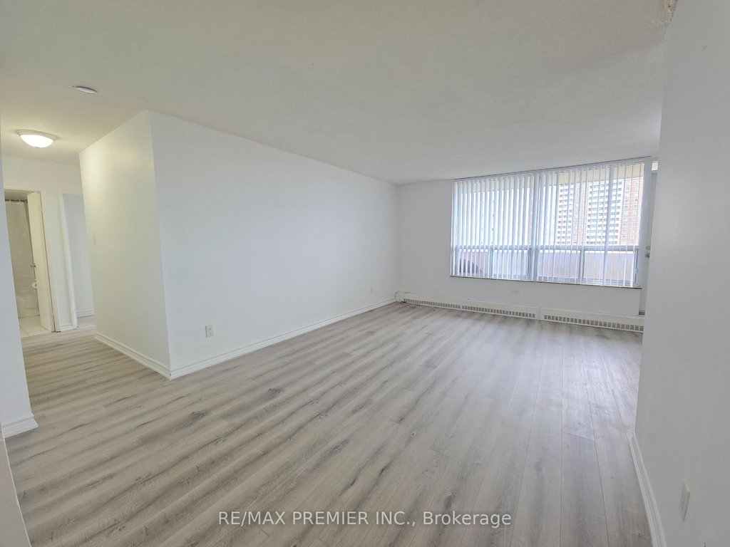 3390 Weston Road 2