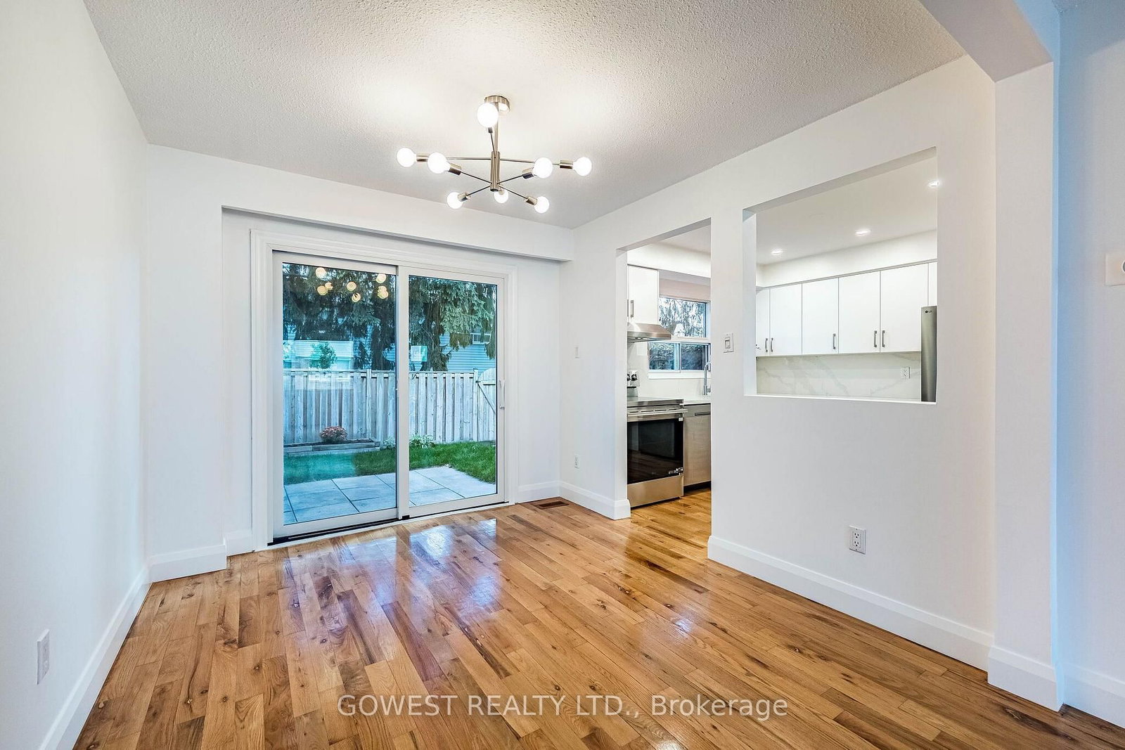 1055 Shawnmarr Road • #75 • Mississauga, ON photo 9