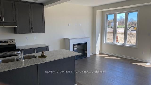 171 Hayrake St photo 4