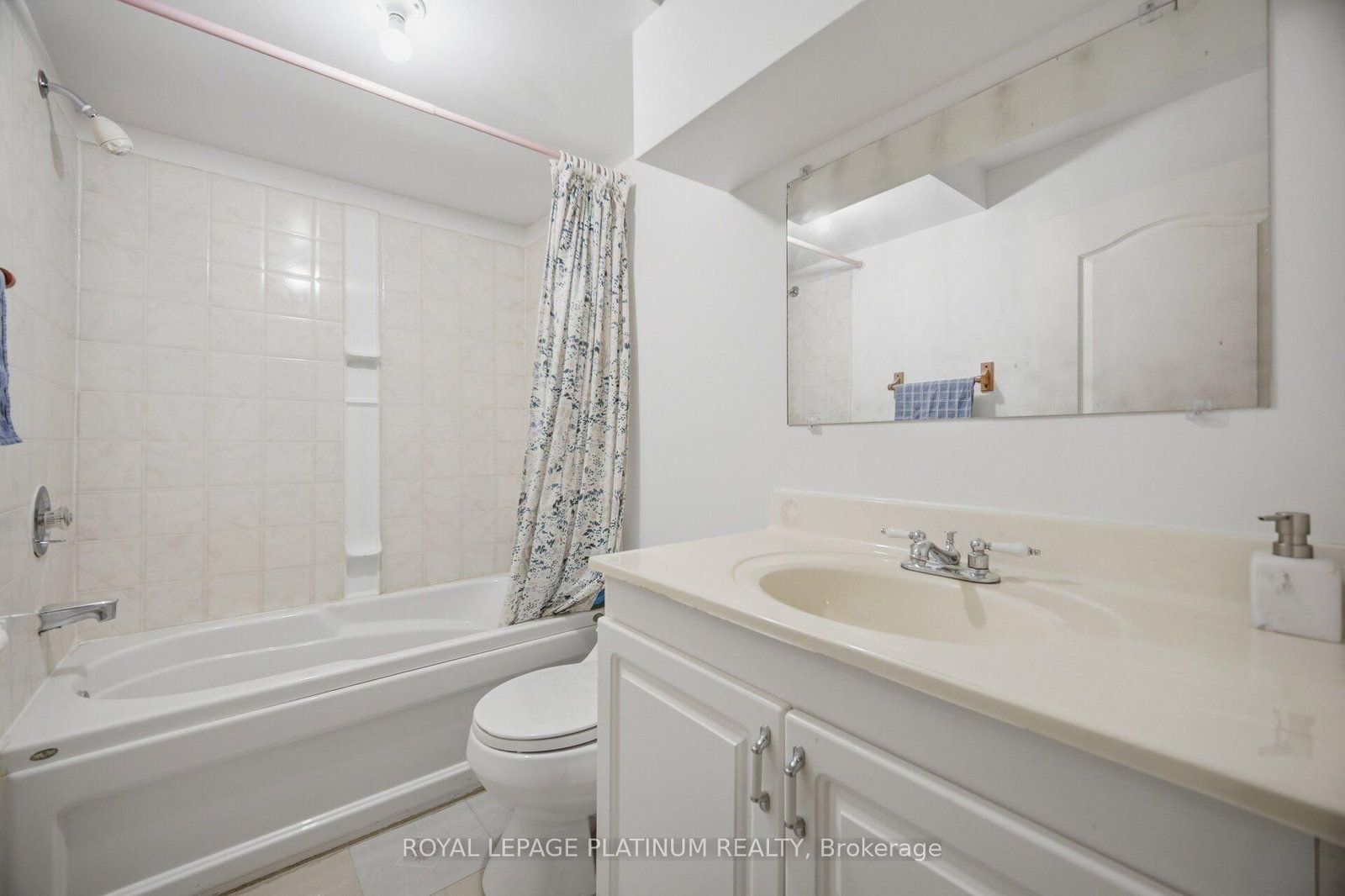 514 Tipton Crt, Mississauga, view 31