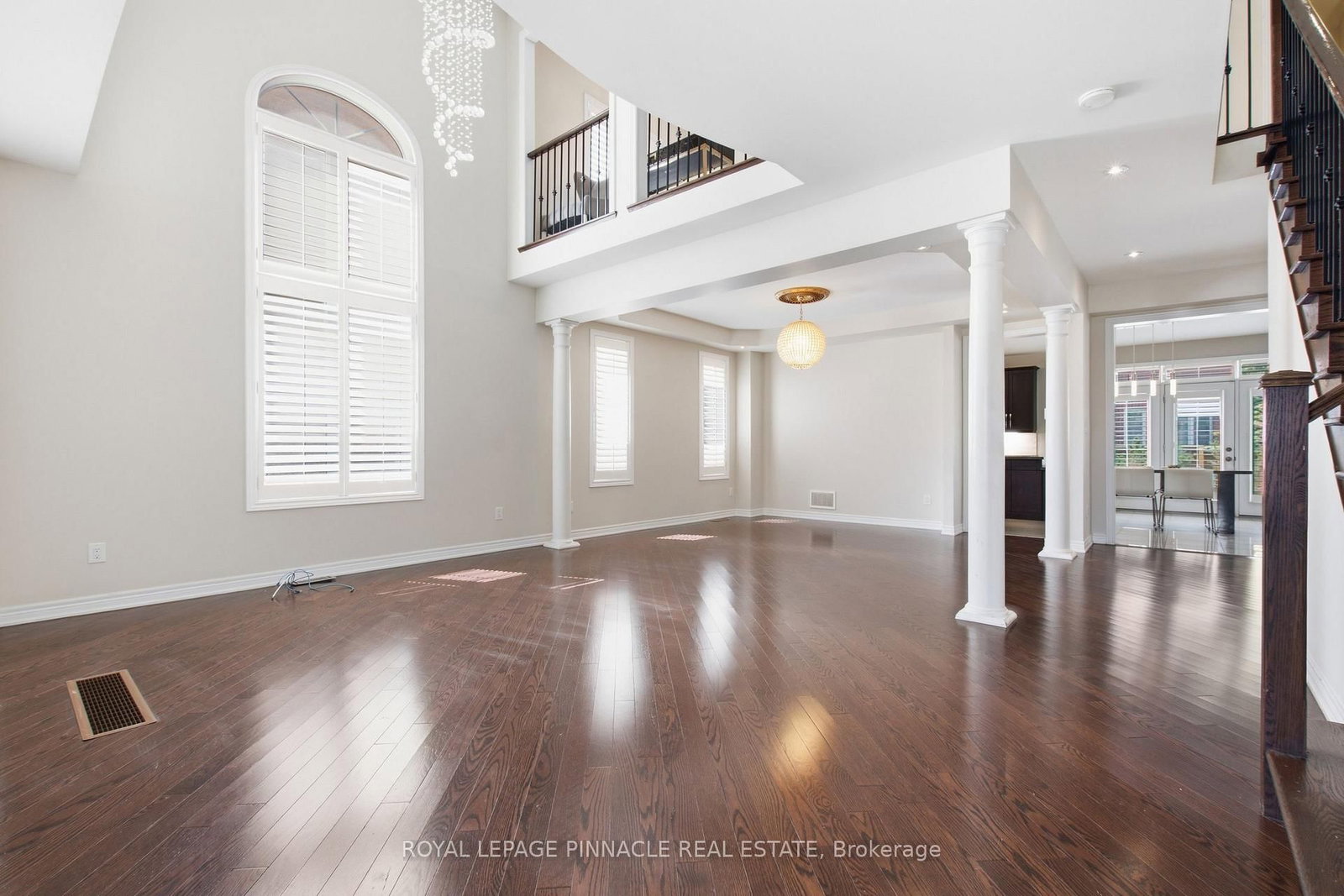 4713 Thomas Alton Boulevard • Burlington, ON photo 6
