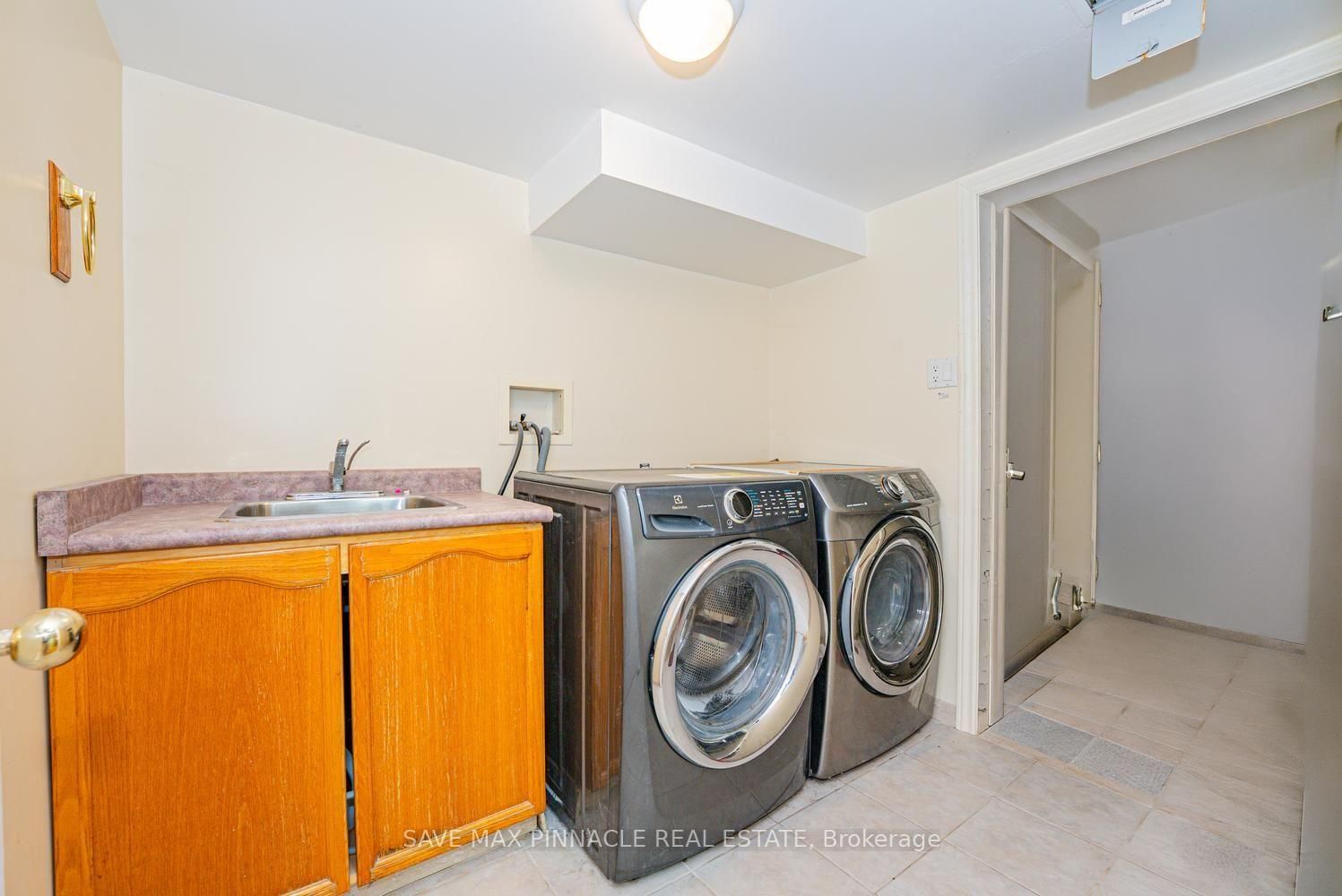 3118 Shadetree Dr, Mississauga, view 44