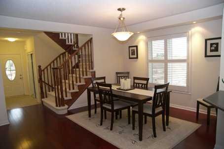 701 Ambroise Cres, Milton, L9T0M4 | Image 3