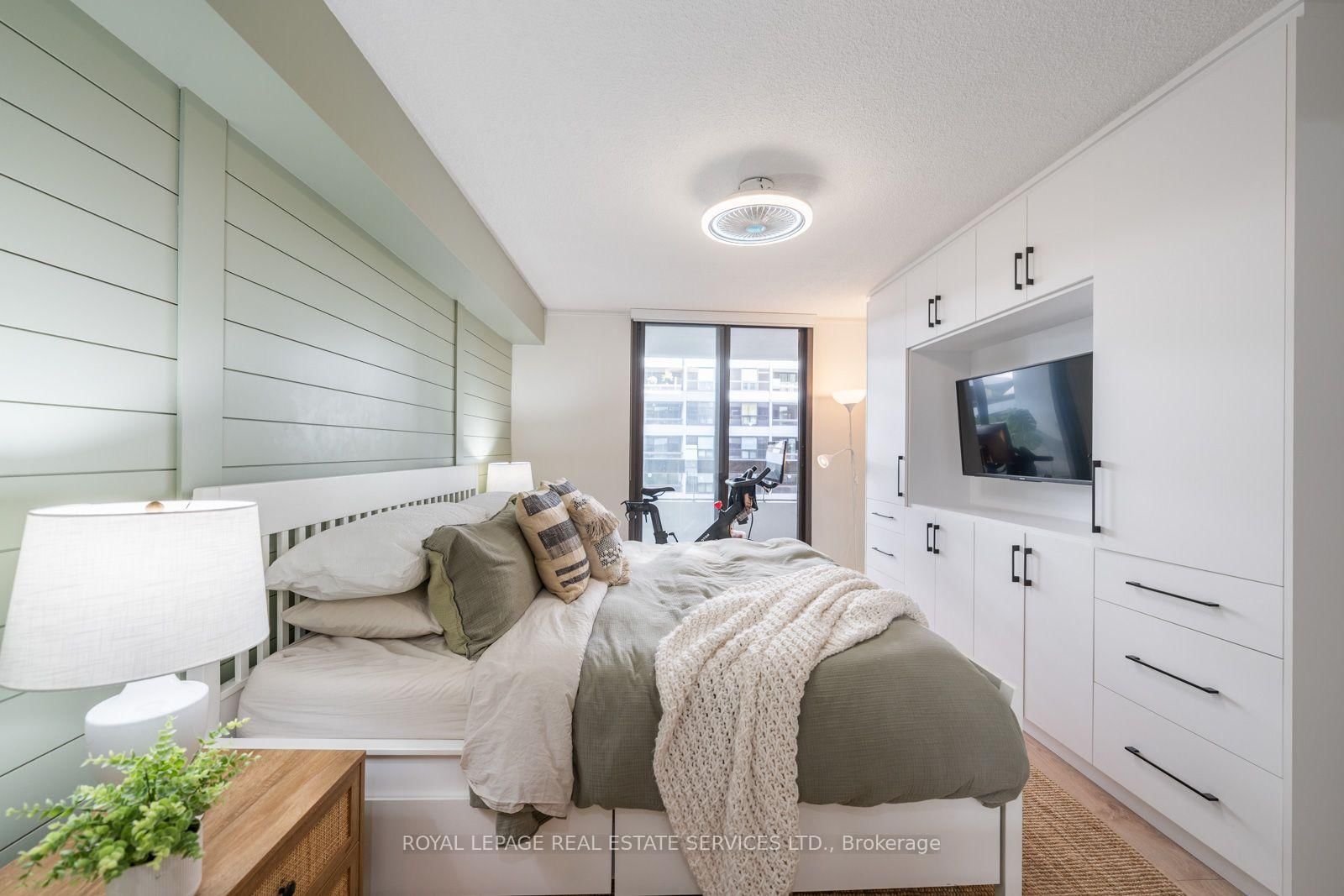 80 Quebec Avenue • #309 • Toronto, ON photo 22
