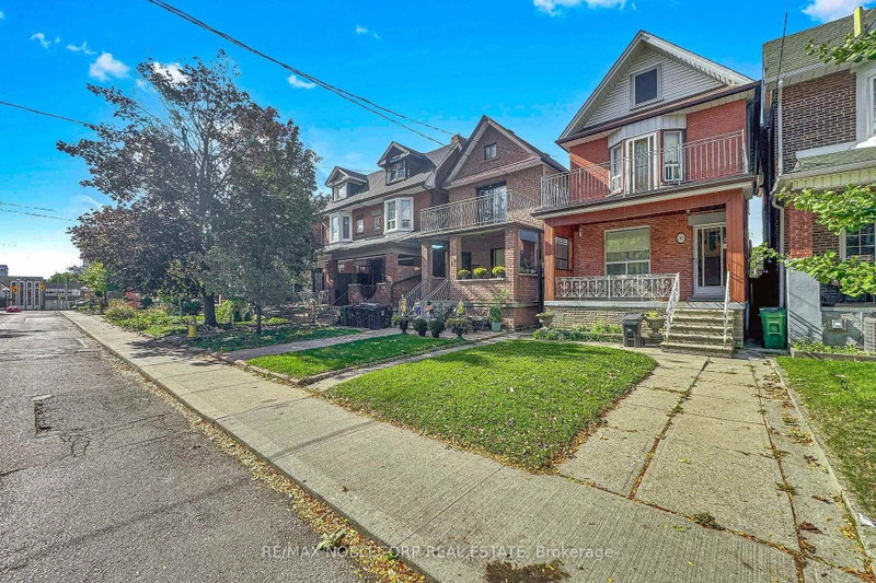 36 Earlscourt Avenue