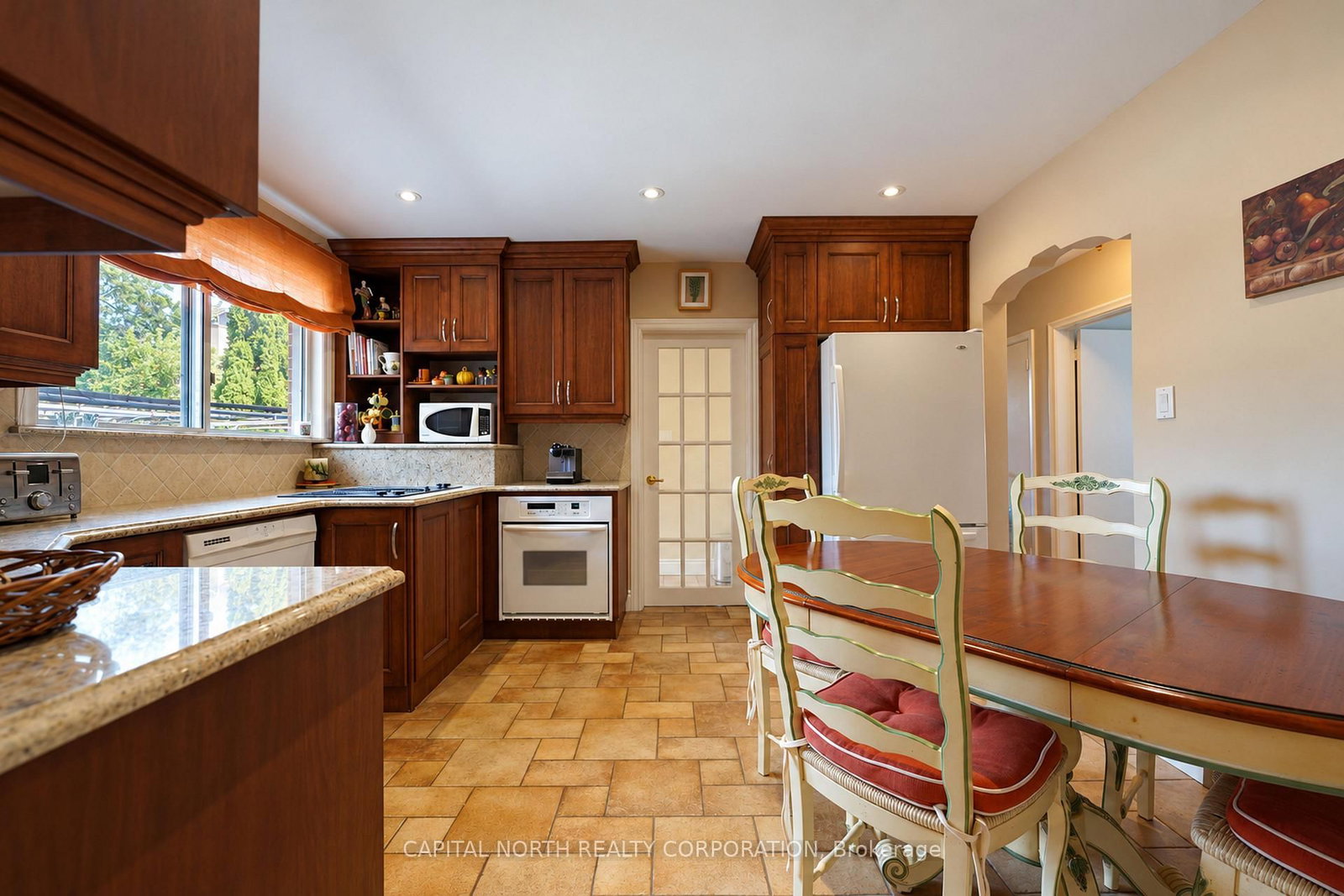 11 Erie Street • Toronto, ON photo 19