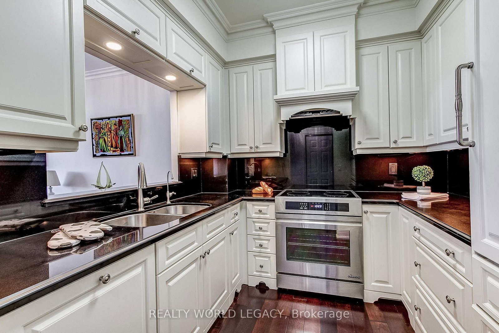 100 Burloak Drive • #1514 • Burlington, ON photo 9