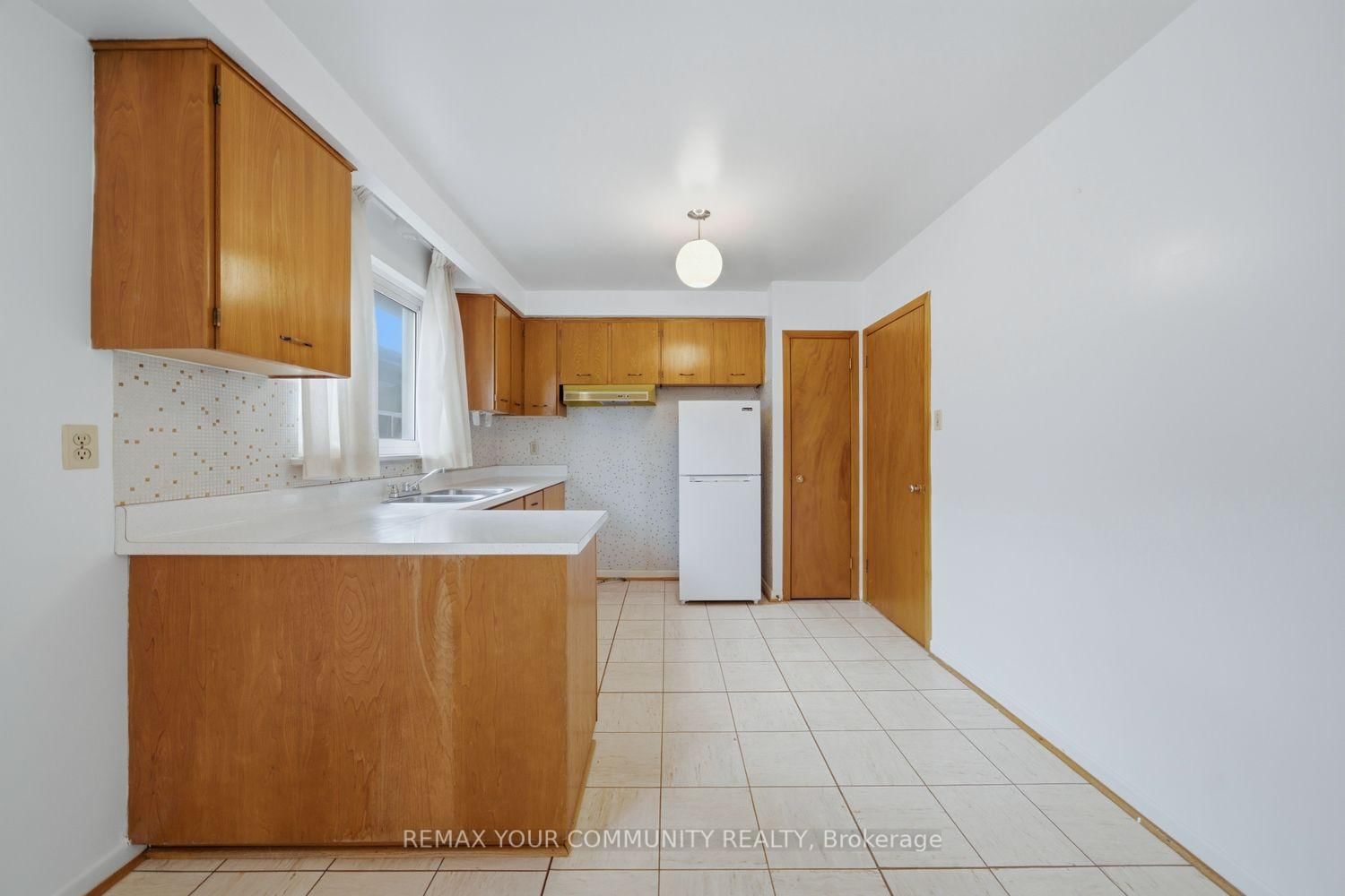 50 Felan Crescent • Toronto, ON photo 19