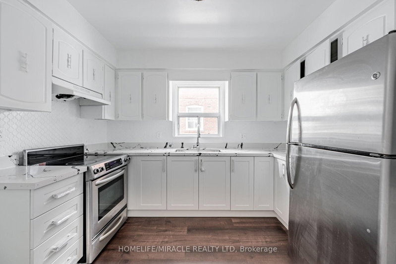 44 Leduc Dr photo 4