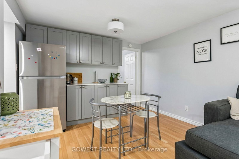 3275 Dragon Dr photo 5