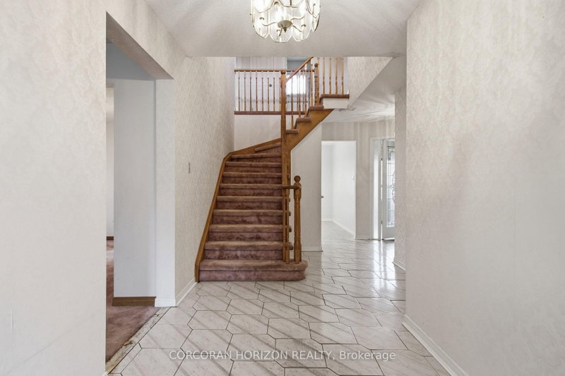 3024 Riverview St photo 5
