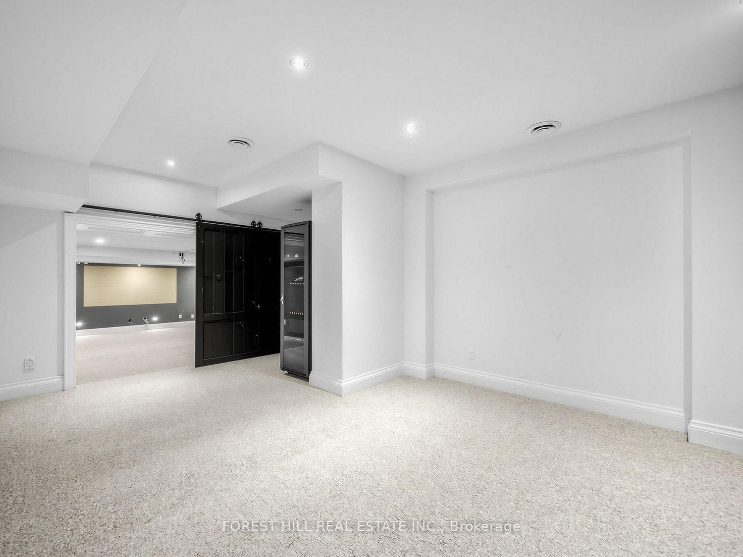 302 Pinehurst Dr, Oakville, view 44