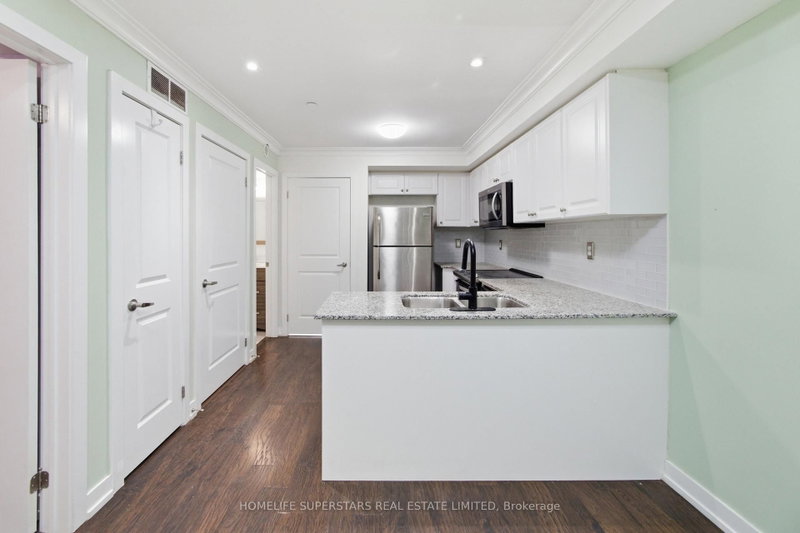 413 - 8 Drummond Street