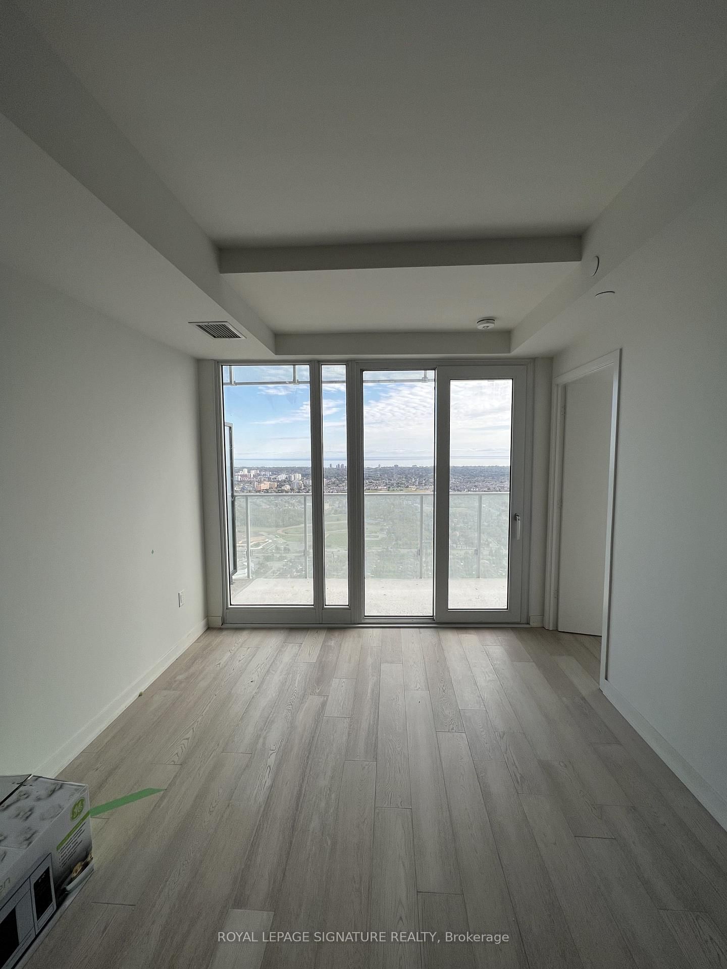 4208-3883 Quartz Rd, Mississauga, view 18