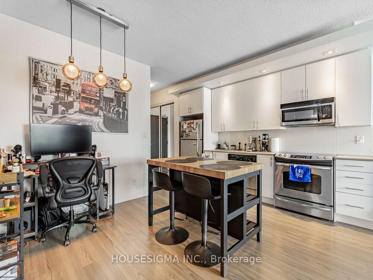 2834-165 Legion Rd, Toronto, view 4