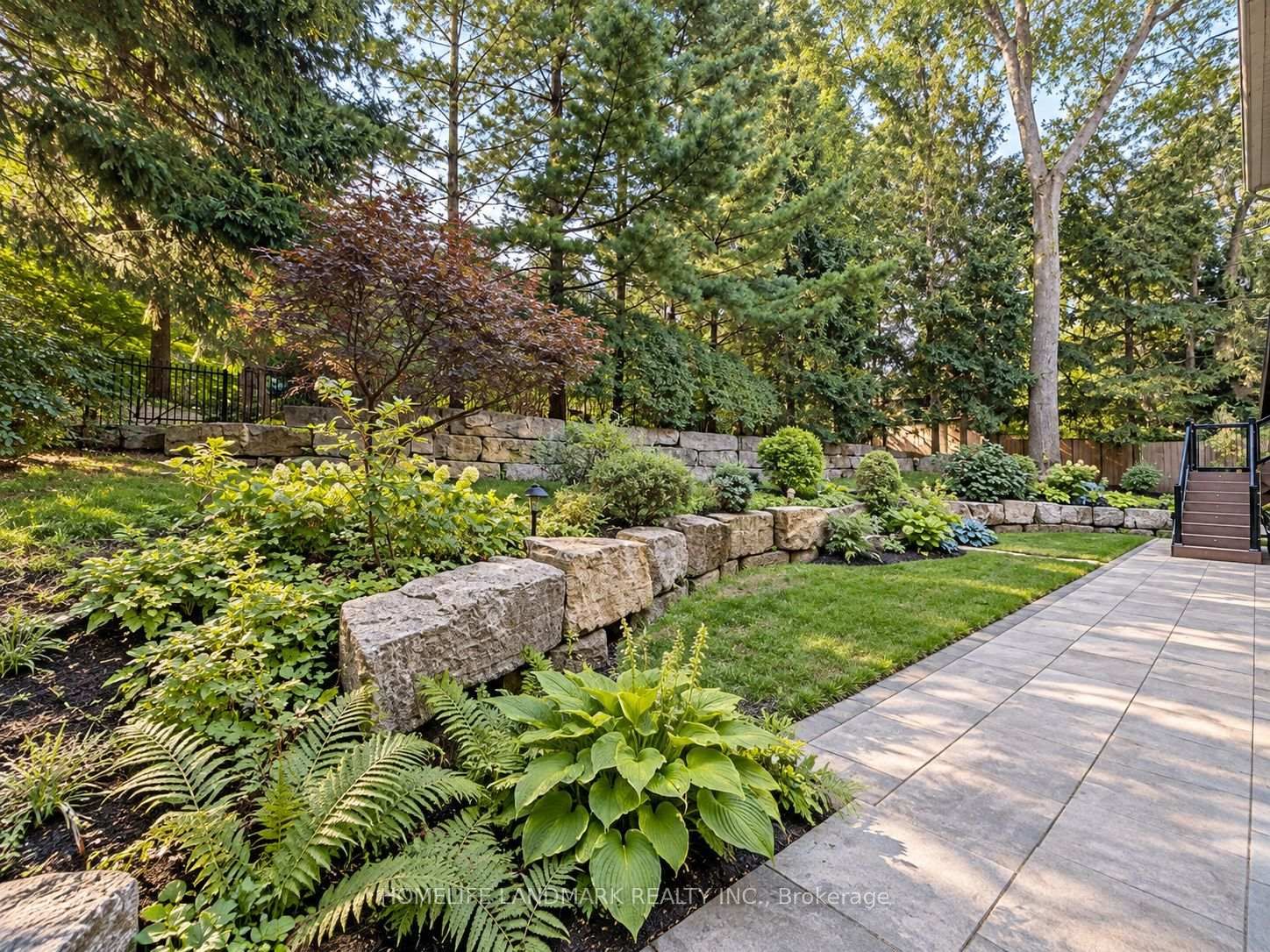 260 Pinetree Way, Mississauga, view 50