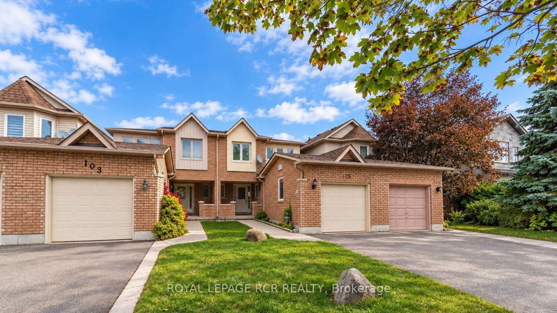 105 Hanton Cres photo 2