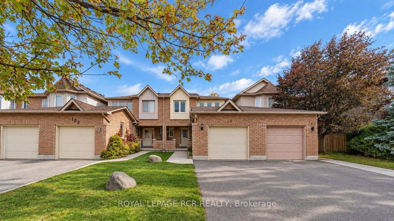 105 Hanton Cres photo 1