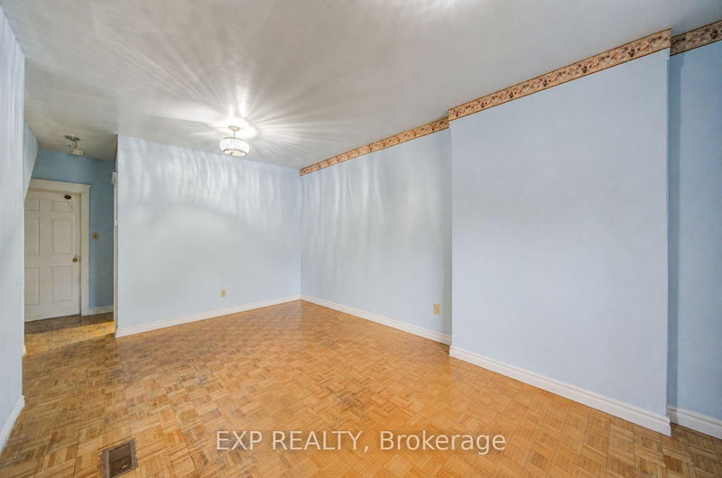 170 Wallace Ave photo 4
