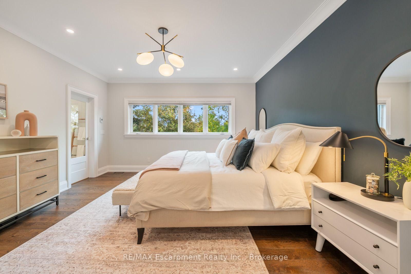 1394 WAVERLY Avenue • Oakville, ON photo 25