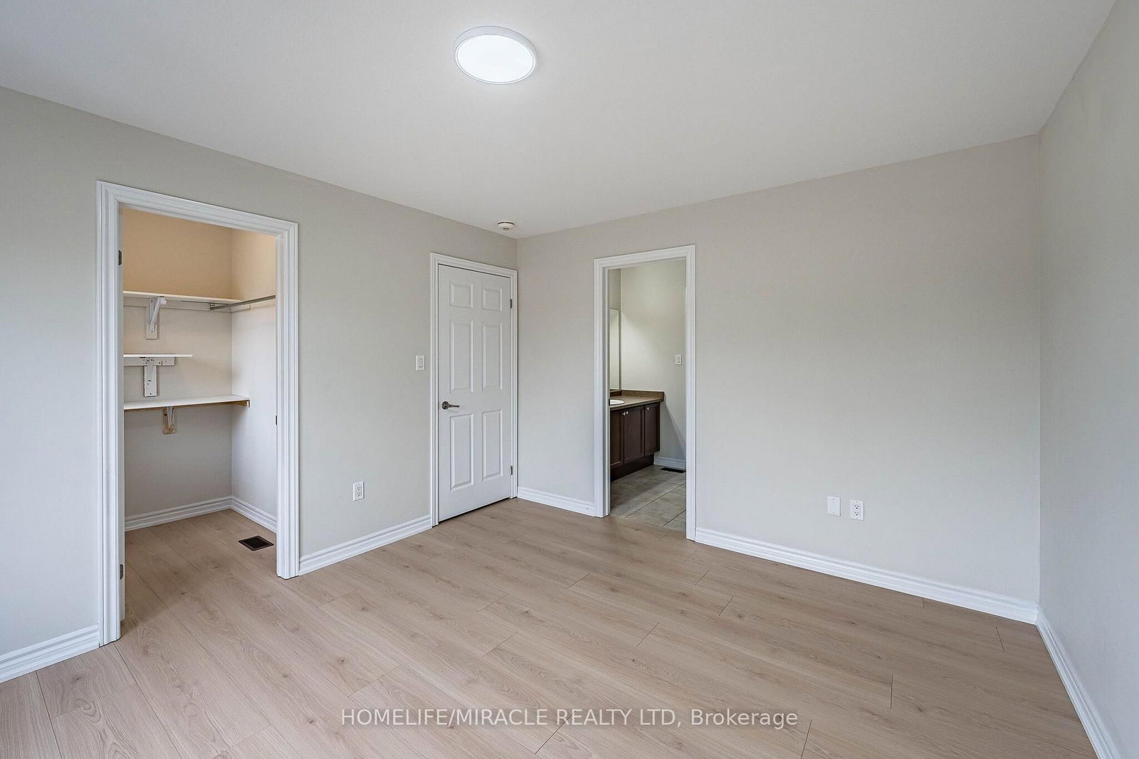 372 Remembrance Road • Brampton, ON photo 38