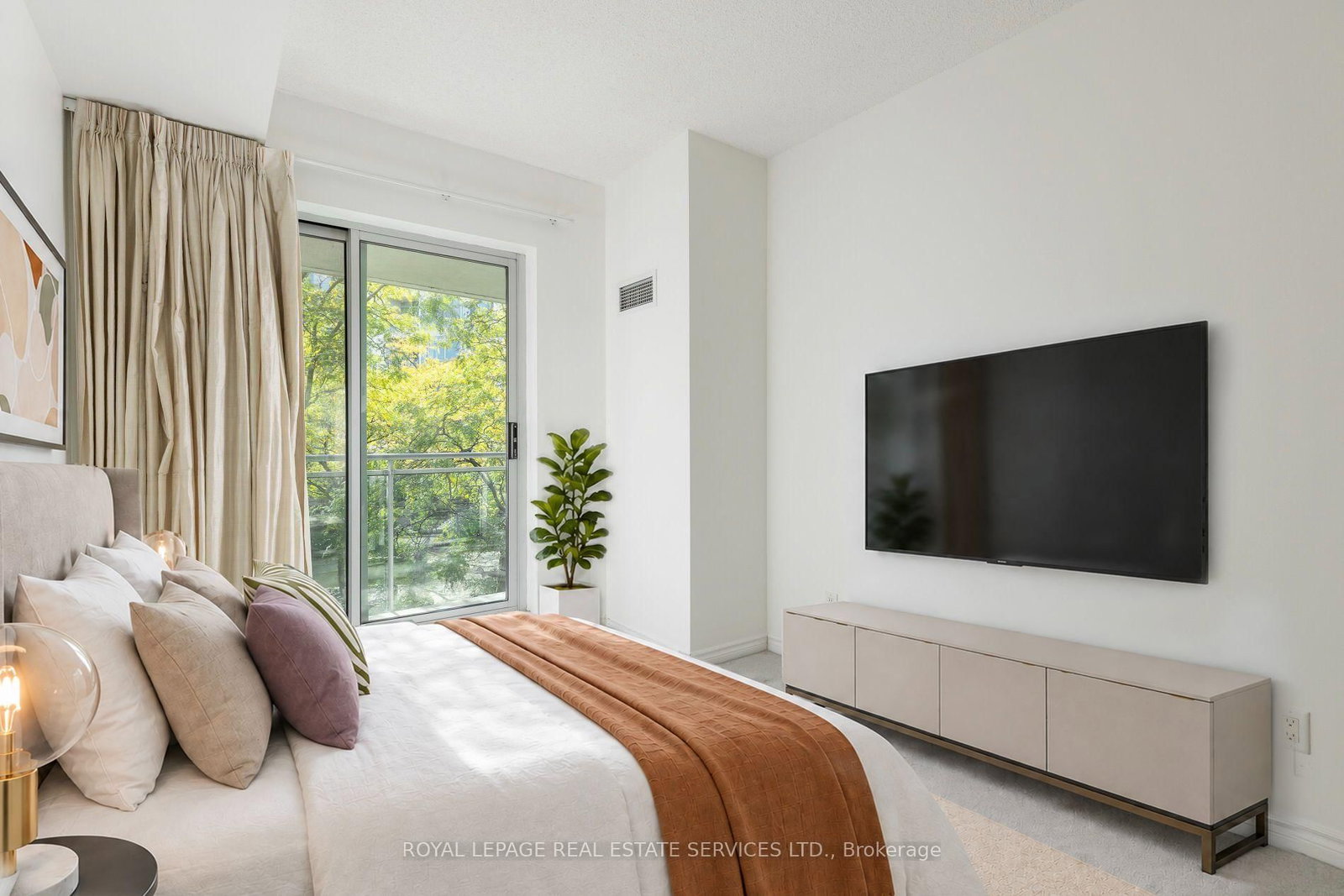 5 Marine Parade Drive • #221 • Toronto, ON photo 15