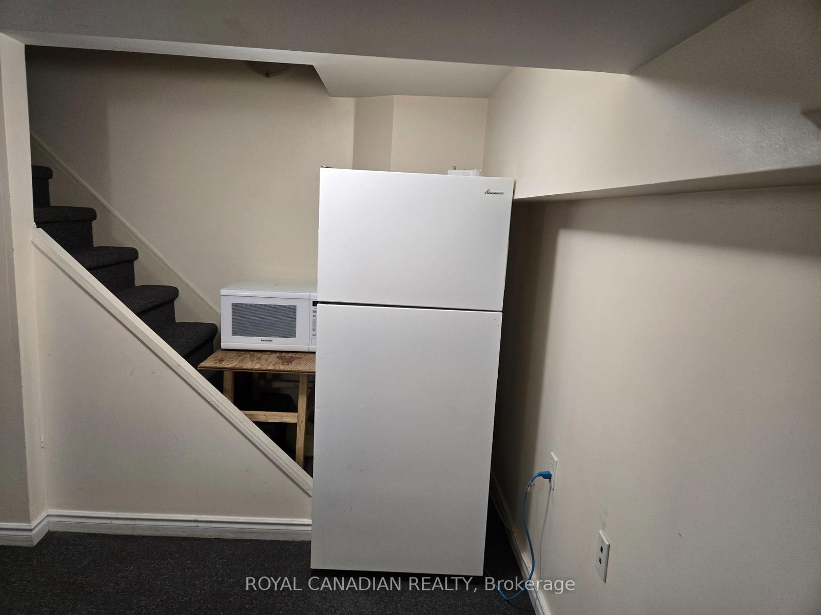 BSMT-60 Agnes St, Mississauga, view 4
