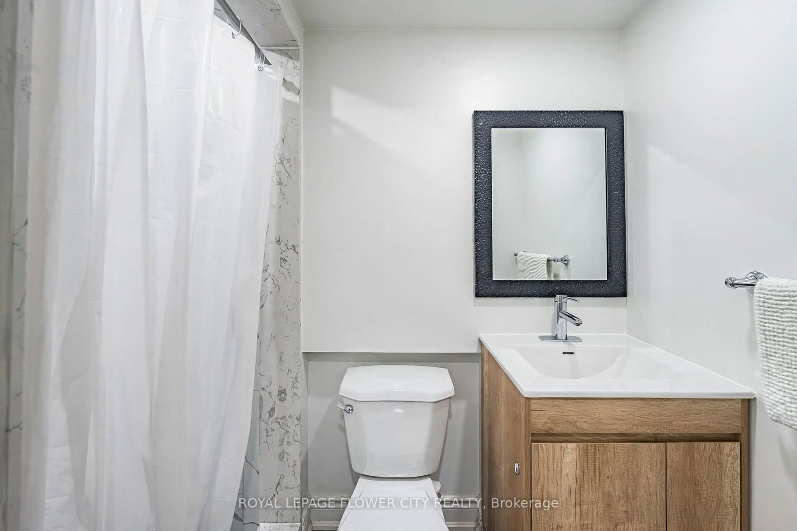 3 Clayhall Crescent • Toronto, ON photo 41