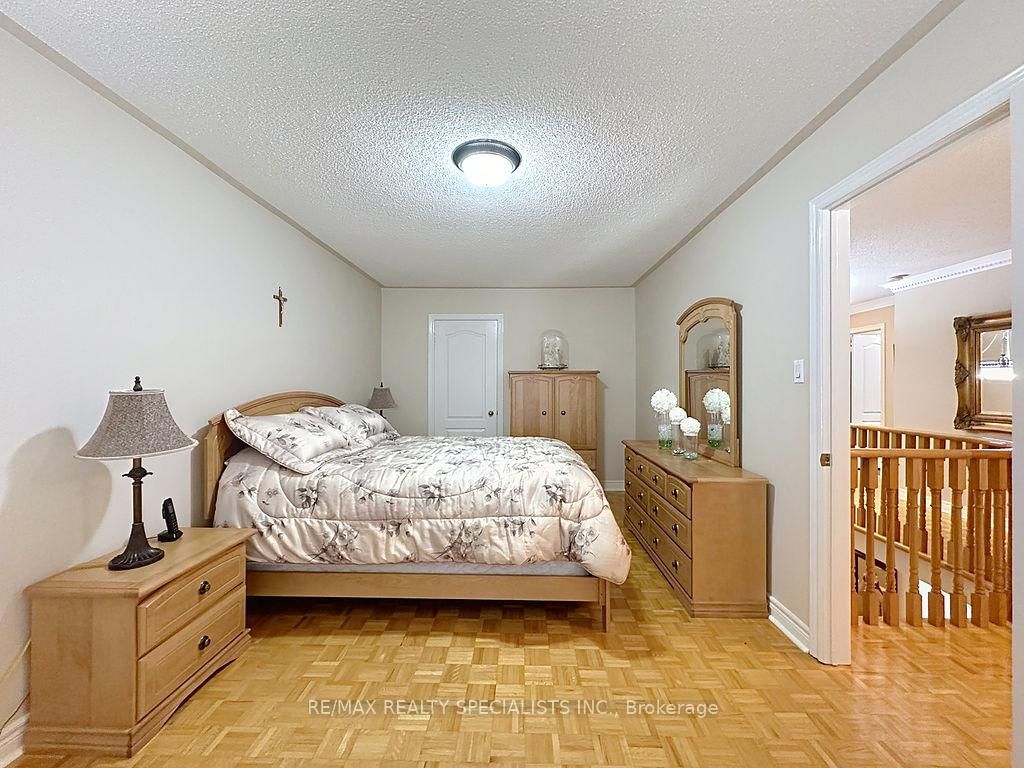 9 Siesta Court • Brampton, ON photo 27