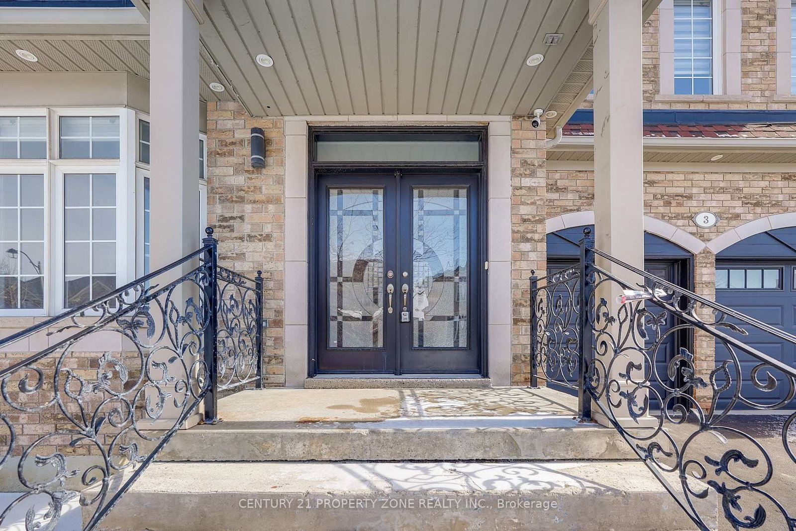 3 Freshspring Drive • Brampton, ON photo 6