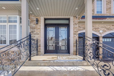 3 Freshspring Drive • Brampton, ON photo 6