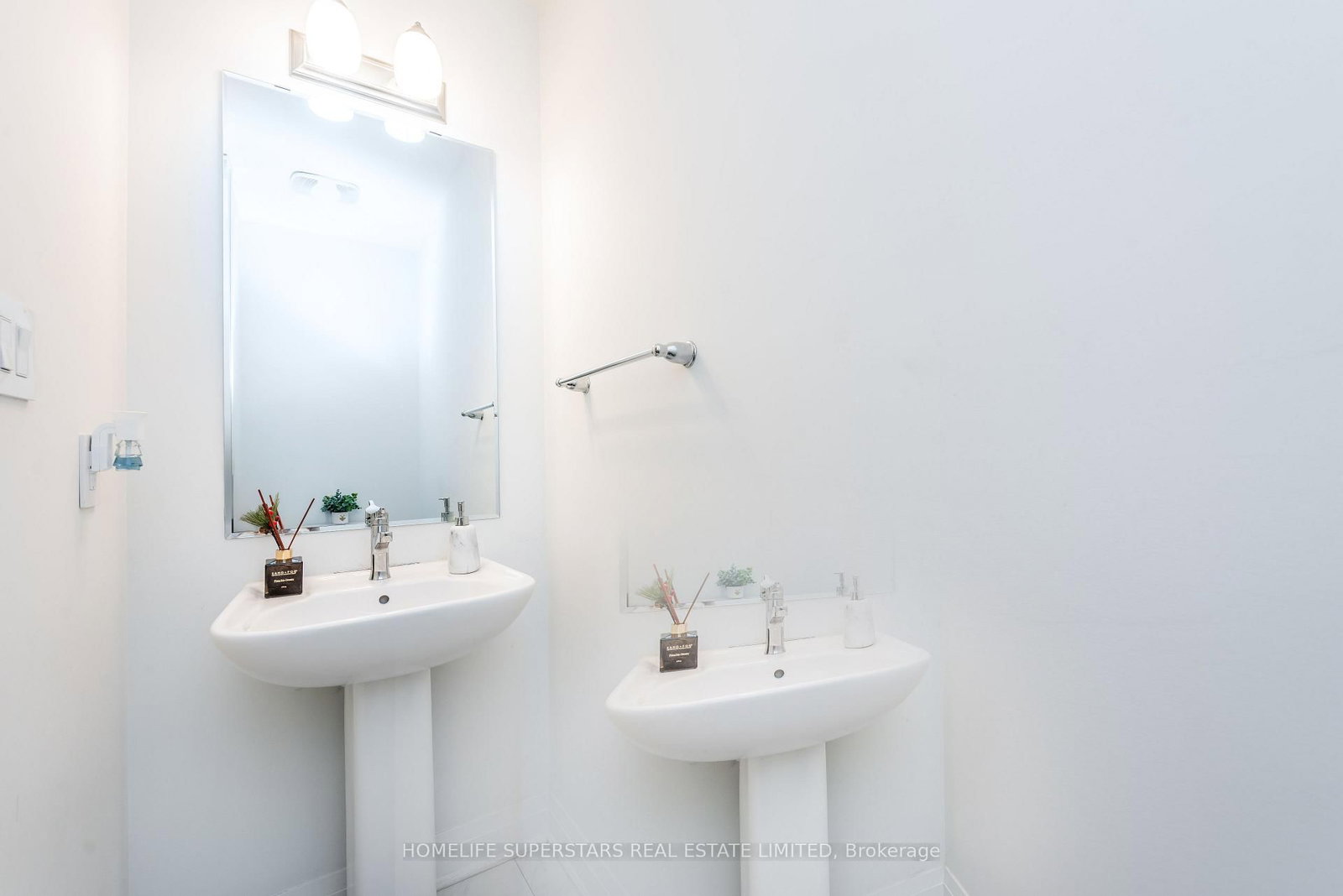 1248 Ferguson Drive • Milton, ON photo 10