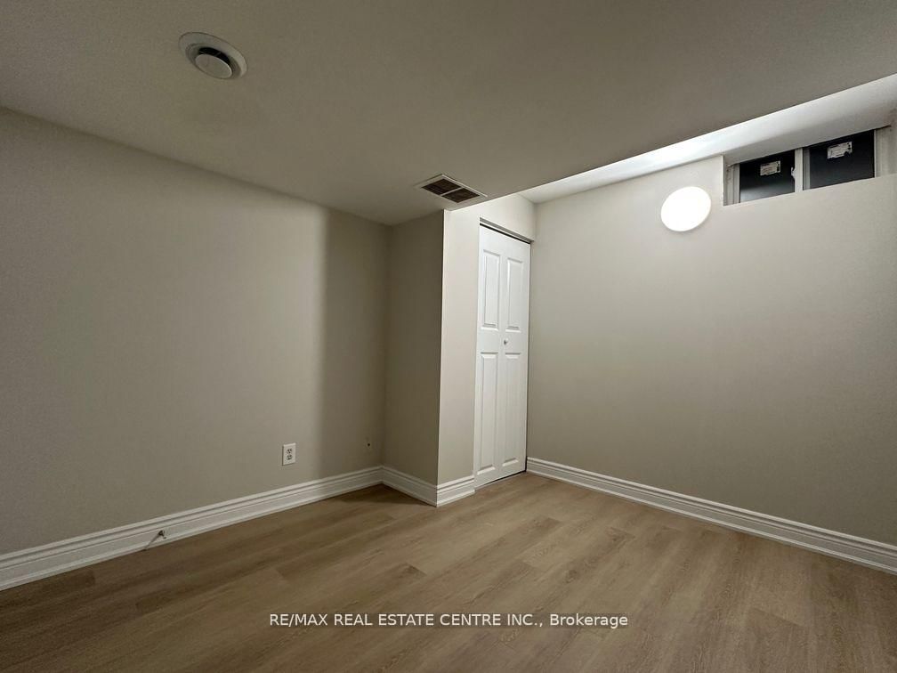 BSMT-5418 Loonlake Ave, Mississauga, view 15