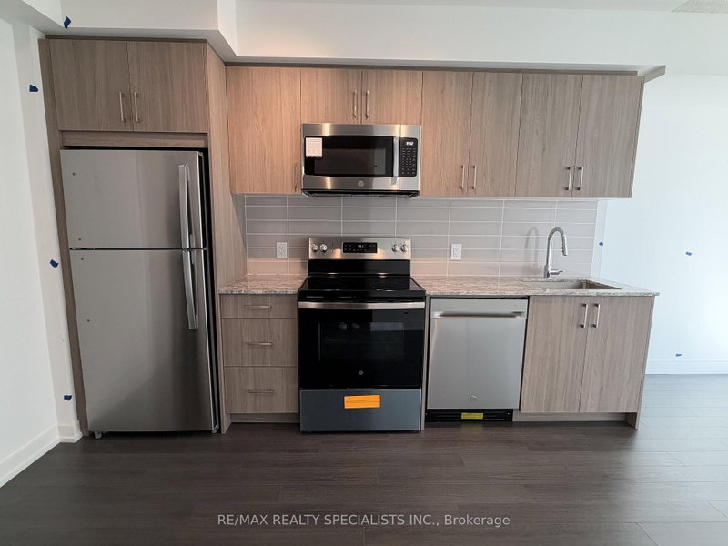 4010 Eglinton Ave W photo 5