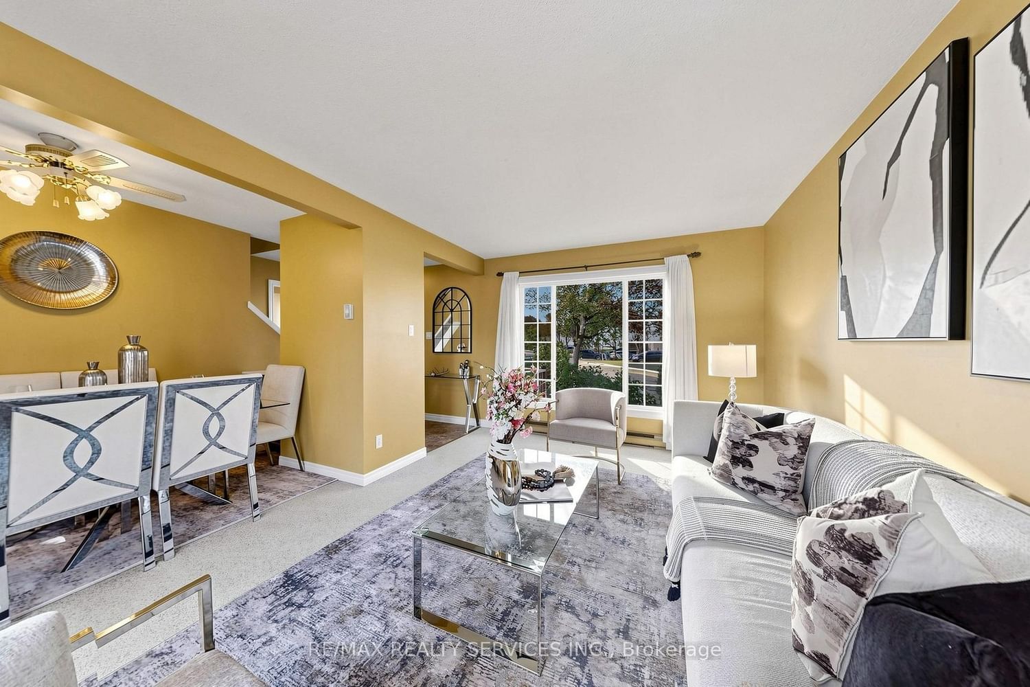 25 Jennifer Square • Brampton, ON photo 8