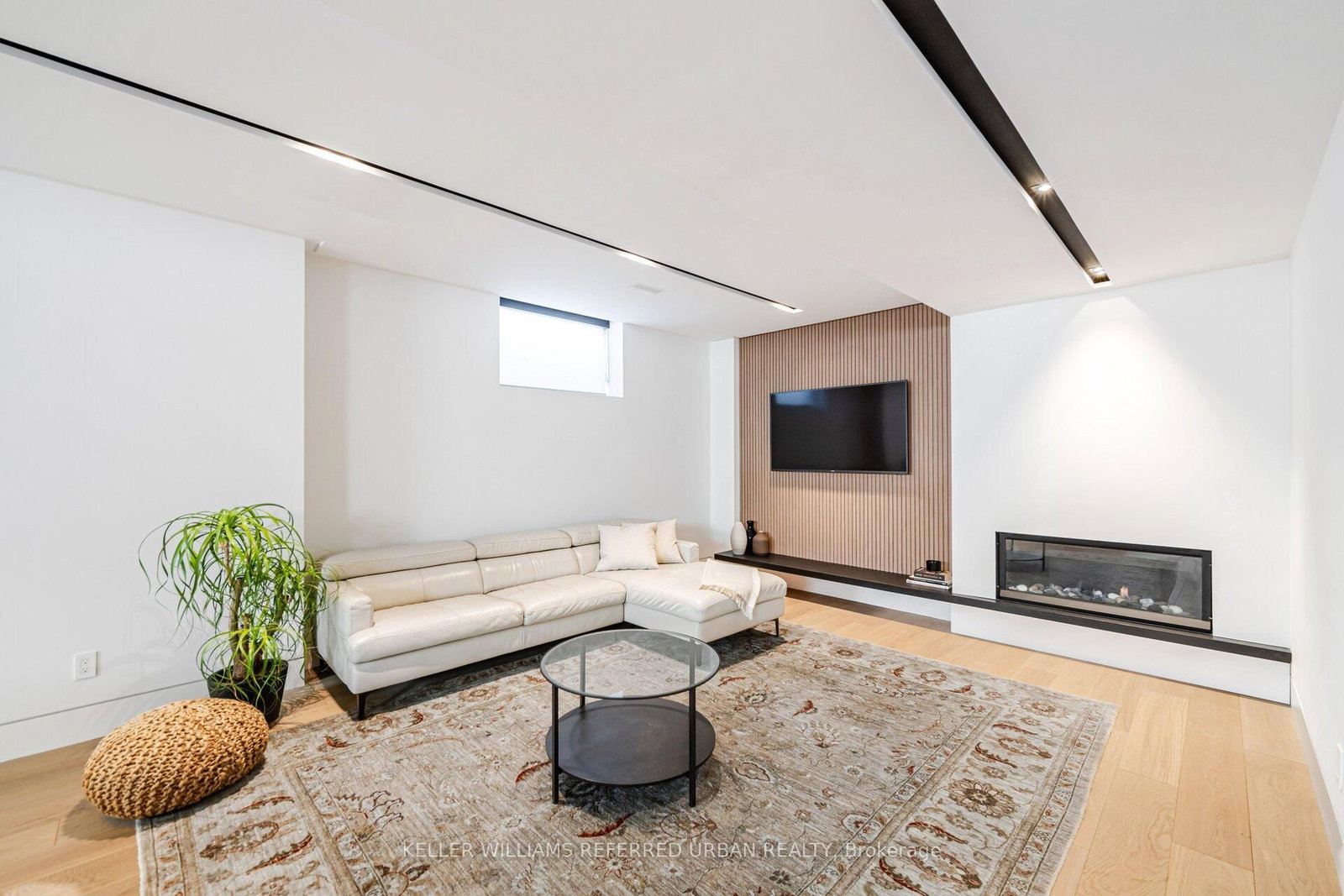 1337 Waverly Avenue • Oakville, ON photo 37