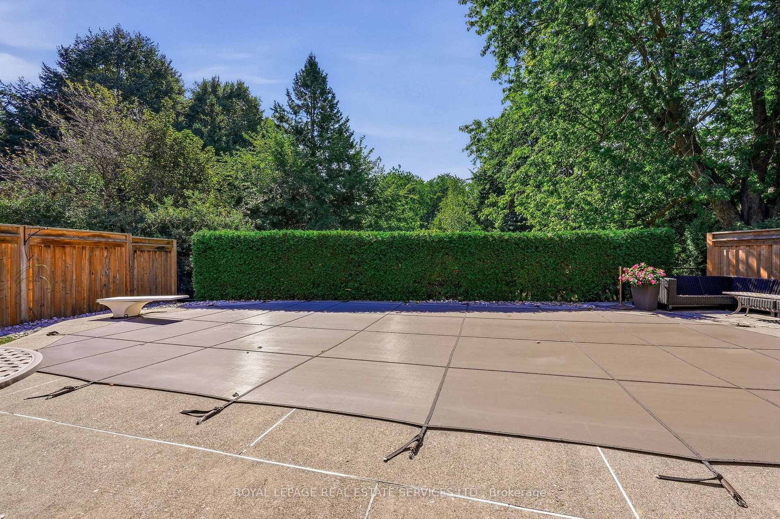 200 All Saints Crescent • Oakville, ON photo 49